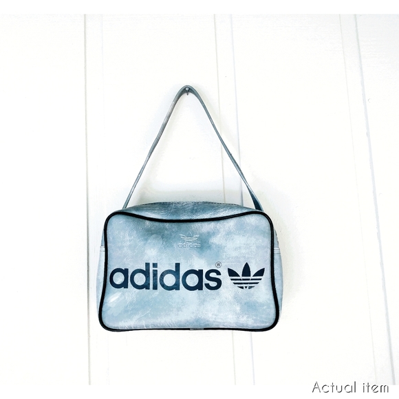 70's Legit Vintage Adidas originals trefoil messenger gym bag - Picture 2 of 13